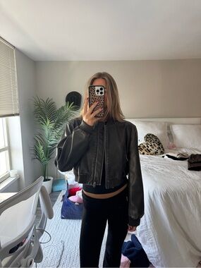 Zara Black Cropped Bomber Jacket